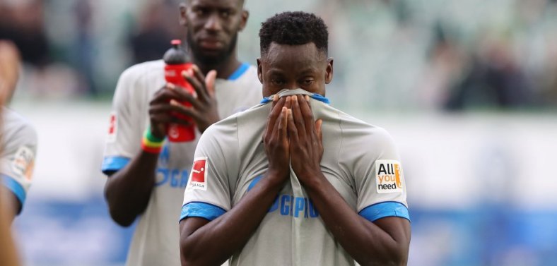Schalke 04 ready to terminate Baba Rahman loan deal Schalke 04 ready to terminate Baba Rahman loan deal